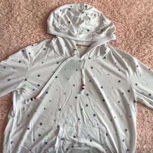 Thin white sweater with blue stars